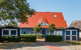 Hus In Lee